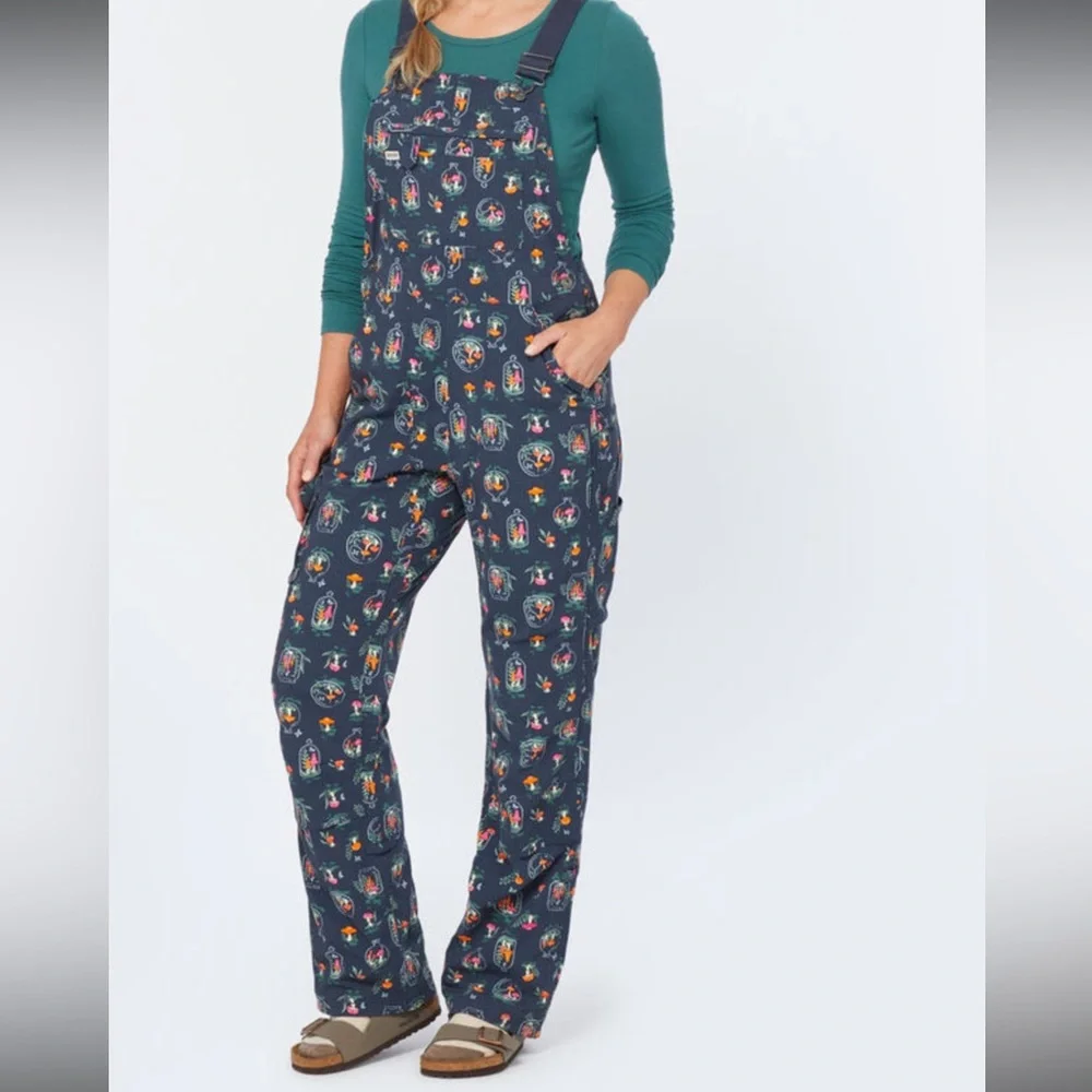 Duluth Trading Co Women's Heirloom Gardening Lined Bib Overalls - Picture 4 of 9
